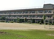【小学校】清水台小学校まで500ｍ