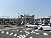 【ショッピングセンター】モラージュ柏まで2300ｍ