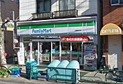 【コンビニエンスストア】ファミリーマート加藤根岸店まで229ｍ