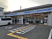 【コンビニエンスストア】ローソン 伏見向島店まで650ｍ