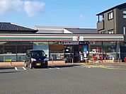 【コンビニエンスストア】セブンイレブン 下鳥羽東柳長町まで800ｍ