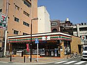 【コンビニエンスストア】セブンイレブン京都桂駅東口店まで564ｍ
