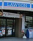 【コンビニエンスストア】ローソン堀田通六丁目店まで163ｍ