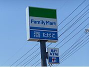 【コンビニエンスストア】ファミリーマート清須古城二丁目店まで347ｍ
