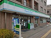 【コンビニエンスストア】ファミリーマートまで115ｍ