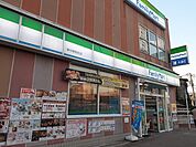 【コンビニエンスストア】ファミリーマートまで185ｍ