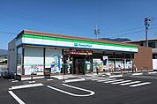 【コンビニエンスストア】ファミリーマートまで180ｍ