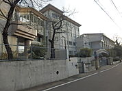 【小学校】名古屋市立緑小学校まで680ｍ