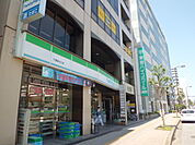 【コンビニエンスストア】ファミリーマート 千葉駅北口店まで173ｍ