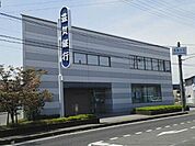 【銀行】滋賀銀行　播磨田代理店まで450ｍ