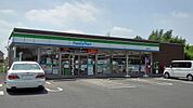 【コンビニエンスストア】ファミリーマート笠間東平店まで200ｍ