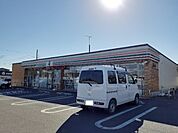 【コンビニエンスストア】セブンイレブン小山犬塚4丁目店まで600ｍ