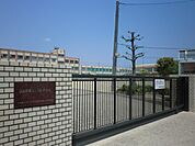 【中学校】名古屋市立八幡中学校まで253ｍ