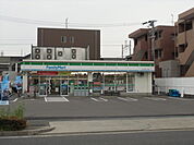 【コンビニエンスストア】ファミリーマート　中小田井2丁目店まで92ｍ