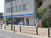 【コンビニエンスストア】ローソン春日井神領店まで881ｍ