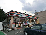 【コンビニエンスストア】セブンイレブン熊谷新堀店まで410ｍ