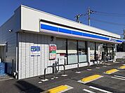 【コンビニエンスストア】ローソン上佐野店まで700ｍ