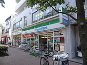 【コンビニエンスストア】ファミリーマート亀有五丁目店まで277ｍ