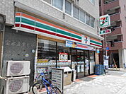 【コンビニエンスストア】セブンイレブン福岡築港本町店まで228ｍ
