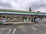【コンビニエンスストア】ファミマ下石倉町店まで650ｍ