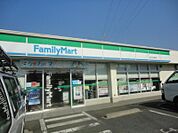 【コンビニエンスストア】ファミリーマート鳩ヶ谷八幡木店まで670ｍ