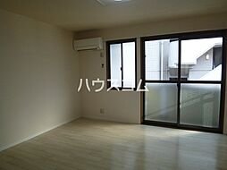 パストラル川名 102 1階2Kのリビング/ダイニング