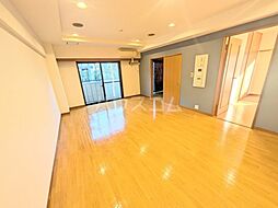 ロイヤルハウス都立大 206 2階3LDKのリビング/ダイニング