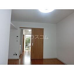 ホワイティ志田 103 1階1Kのリビング/ダイニング