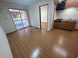 フォレストアオヤマ2 102 1階1LDKのリビング/ダイニング