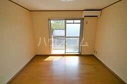 リュミエール・レジデンス 106 1階ワンルームのリビング/ダイニング