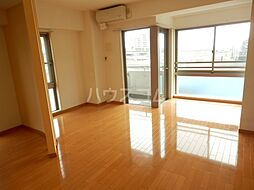 プライマージュ 303