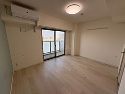 ガーデンクォーツ摂津正雀 5階ワンルームのリビング/ダイニング