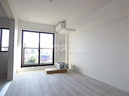 ベアレステ川崎 4階1LDKのリビング/ダイニング