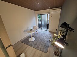 ラパ ホルン 202 2階1Kのリビング/ダイニング