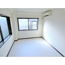 グリーンネスめじろ台 206 2階ワンルームのリビング/ダイニング