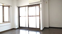 グリーン蛍 2階ワンルームのリビング/ダイニング