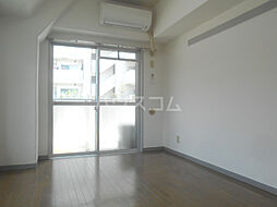 エーリフローレンスＢ 107 1階1Kのリビング/ダイニング