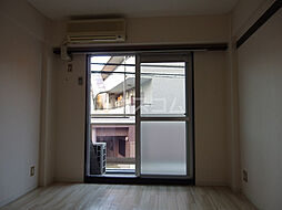 多摩都市モノレール 大塚・帝京大学駅 徒歩10分の賃貸マンション 4階1Kのリビング/ダイニング