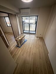 CREST TAPP新大阪 302 3階1LDKのリビング/ダイニング