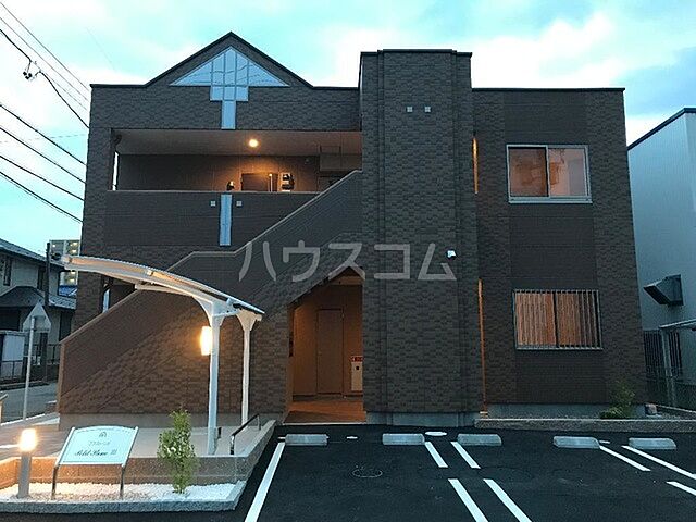 4 / 11