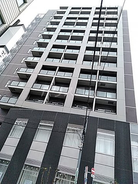 6 / 15