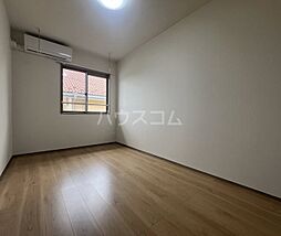 ファルコーネ 201 2階1LDKのリビング/ダイニング