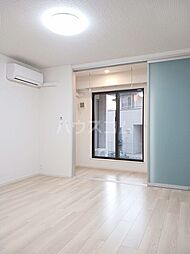 ベル　クローバー 101 1階ワンルームのリビング/ダイニング