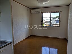 名鉄名古屋本線 国府駅 徒歩9分の賃貸アパート 2階1LDKのリビング/ダイニング