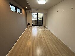 ヒカルサ坂戸芦山町 301 3階1Kのリビング/ダイニング