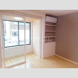 メゾン・ド・モリタIII 102 1階ワンルームのリビング/ダイニング