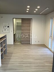 名鉄豊川線 稲荷口駅 徒歩6分の賃貸アパート 1階1LDKのリビング/ダイニング