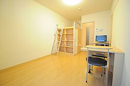 レオパレス千種 4階1Kのリビング/ダイニング