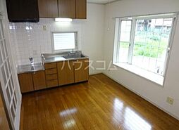 ペイジ247 201 2階2DKのリビング/ダイニング