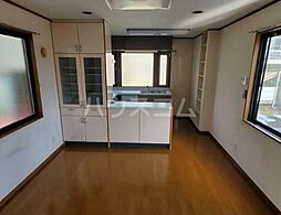 サンプラザビル 201 2階4LDKのリビング/ダイニング